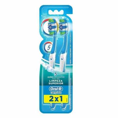 ESCOVA DE DENTE ORAL-B COMPLETE 5 AÇÕES DE LIMPEZA MACIA N°40 COM 2 UNIDADES