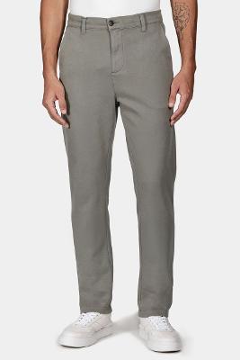 Calça Chino Color Regular Comfort Verde Oliva