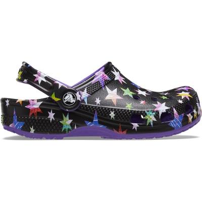 Sandália crocs classic star print neon purple/multi