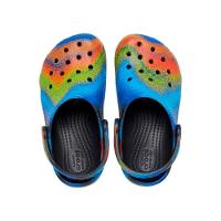 Sandália crocs classic spray dye clog kidst black/multi - 5