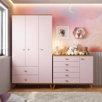 Guarda-Roupa Bartira Ternura com 3 Portas, 2 Gavetas + Cômoda Bartira Ternura com 5 Gavetas e 1 Porta