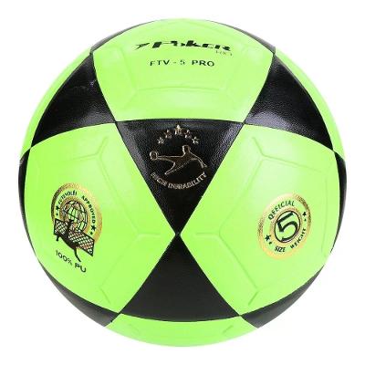 Bola de Futevôlei Poker Rio - Verde e Preto