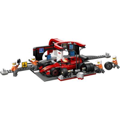 LEGO® City - Pit Stop e equipe da F1® com carro Ferrari