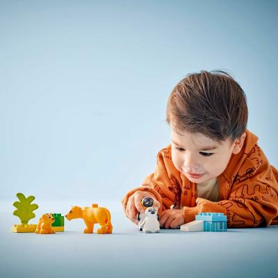 LEGO® DUPLO® - Famílias de animais selvagens: pinguins e leões
