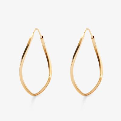 Brinco Argola Torcida Fio Quadrado em Ouro Amarelo 18k