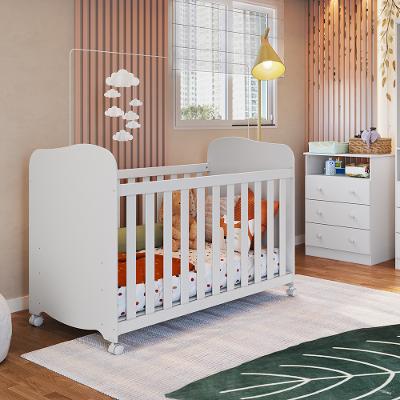 Quarto de Bebê com Cômoda Smin New e Berço Uli MDF Móveis Peroba