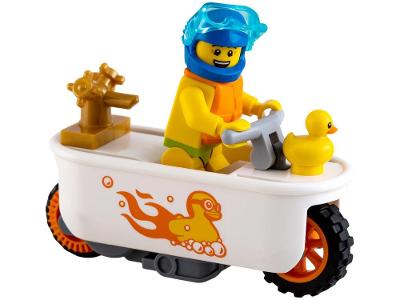 LEGO City Banheira-moto de Acrobacias