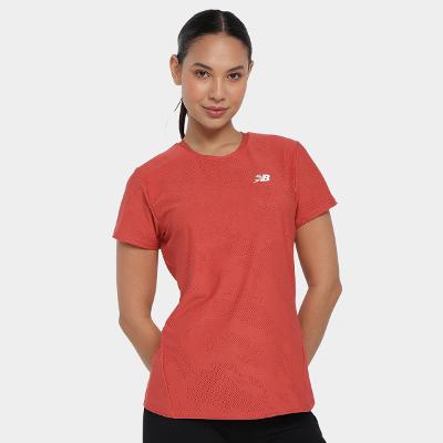 Camiseta New Balance Q Speed Jacquard Feminina