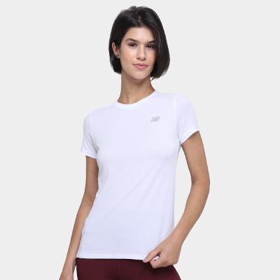 Camiseta New Balance Sport Essentials Feminina