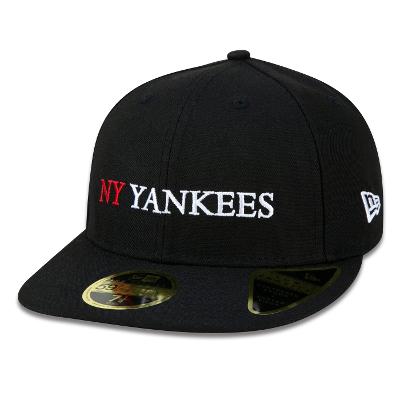 Bone New Era 59FIFTY Low Profile MLB New York Yankees Classic Aba Pre Curvada Preto