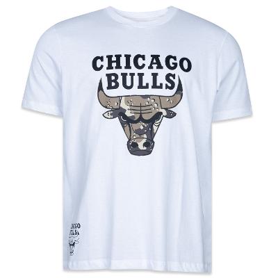 Camiseta New Era Regular NBA Chicago Bulls Camuflada
