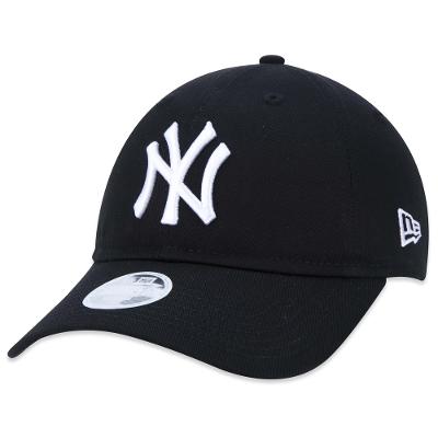 Bone New Era Feminino 9TWENTY Strapback MLB New York Yankees Aba Curva Preto