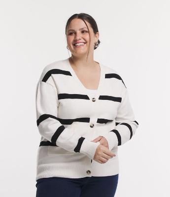 Cardigan em Tricô Listrado com Bolsos Curve & Plus Size