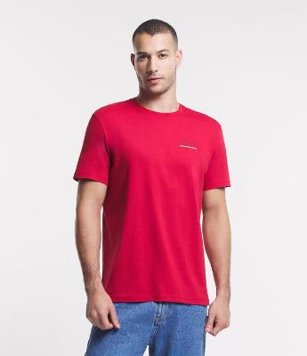 Camiseta Comfort em Meia Malha com Estampa de Coordenadas Geográficas