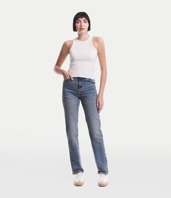 Calça Reta em Jeans Marmorizado com Bolsos