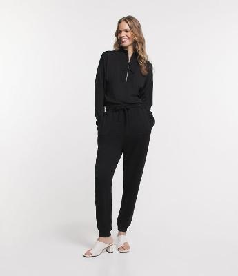 Calça Jogger Moletom com Amarração no Cós e Bolsos