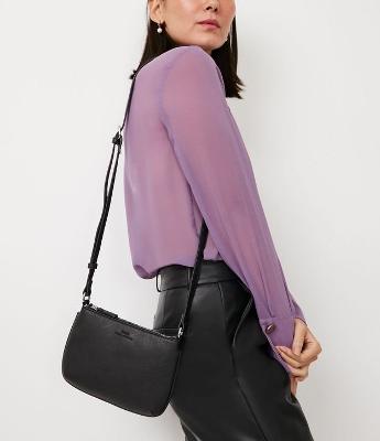 Bolsa Transversal Baguete Texturizada