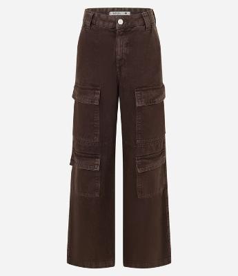 Calça Wide Leg em Sarja com Cintura Alta e Bolsos Cargo