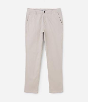 Calça Slim Alfaiatada em Sarja com Bolsos