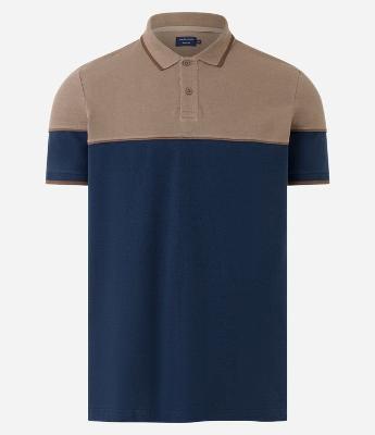 Camisa Polo Regular em Malha Piquet com Blocos de Cor e Friso Contrastante