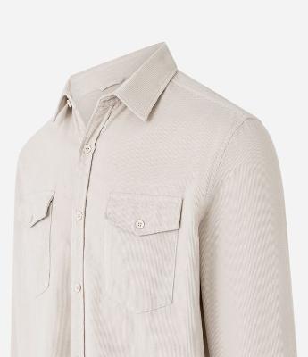 Camisa Comfort em Veludo com Bolsos Frontais
