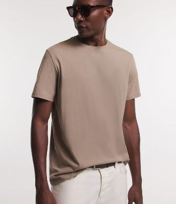 Camiseta Comfort Básica em Algodão Peruano
