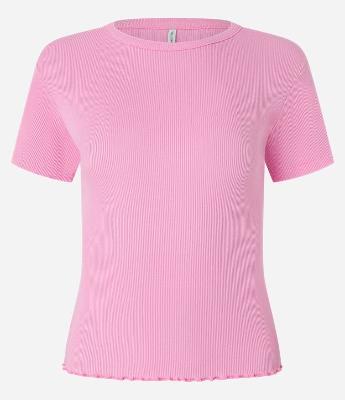 Blusa Básica Texturizada em Viscose com Acabamento Frufru