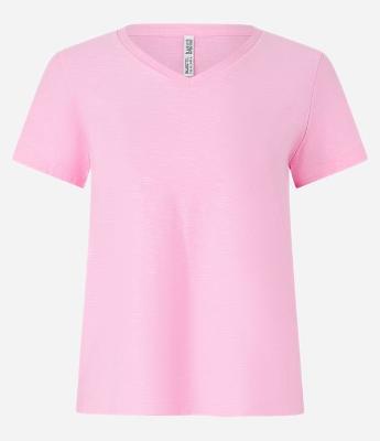 Blusa T-shirt em Algodão Flame com Gola V