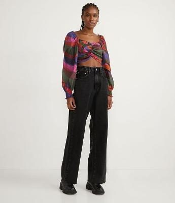 Calça Wide Leg Jeans com Cintura Alta e Barra Corte a Fio
