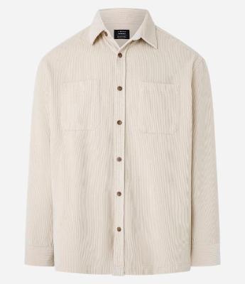 Camisa Regular em Algodão com Textura Cotelê e Bolsos