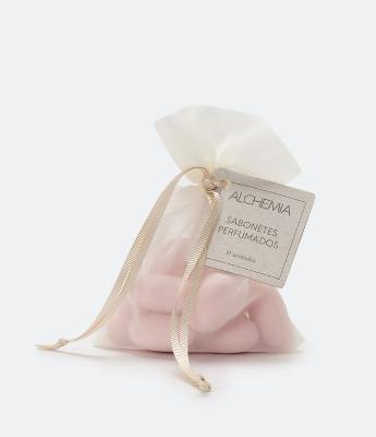 Sache de Organza com 10 Sabonetes Coração