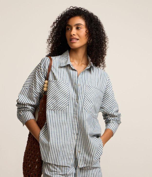 Camisa Jeans com Bolsos e Estampa de Listras - 2