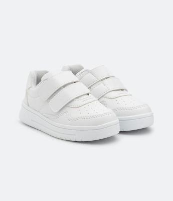 Tênis Infantil com Recortes e 02 Tiras de Velcro - Tam 20 ao 27