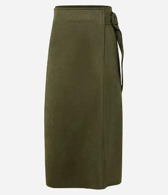 Saia Midi em Malha Suede com Detalhe Fivela Lateral