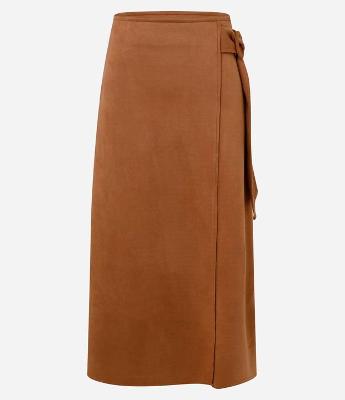 Saia Midi em Malha Suede com Detalhe Fivela Lateral