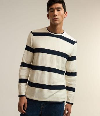 Camiseta em Algodão com Estampa Listrada