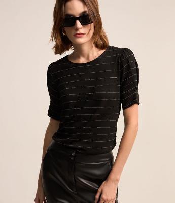 Blusa em Viscose com Estampa Listrada em Fio Metalizado