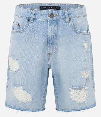 Bermuda Slim em Jeans Destroyed com Barra Cortada