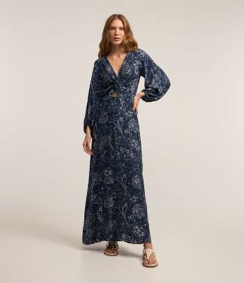Vestido Midi em Viscose com Manga Ampla e Punho Ajustado