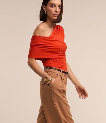 Blusa em Moletinho com Transpasse Frontal e Detalhe Franzido