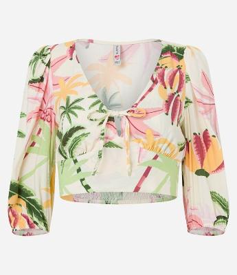 Blusa Cropped em Viscose com Manga 3/4 e Amarração no Busto