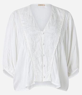 Blusa em Viscose com Abotoamento Frontal e Texturas
