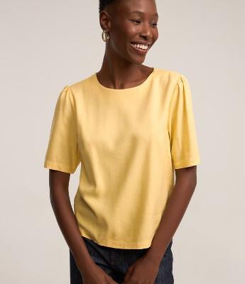 Blusa em Viscolinho com Manga Bufante