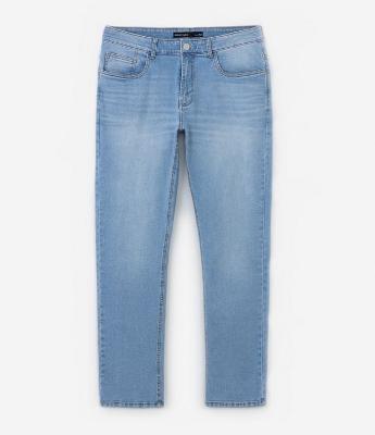 Calça Slim em Jeans com Elastano