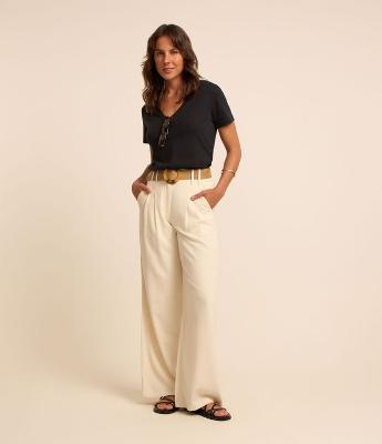 Calça Wide Leg em Viscolinho com Pregas