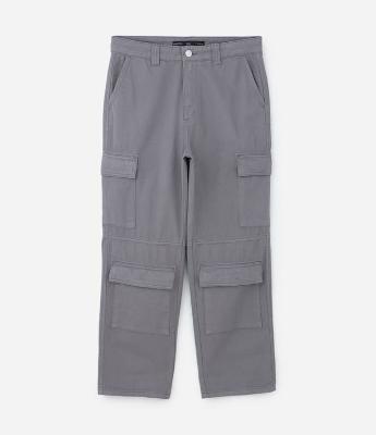 Calça em Sarja com Bolso Frontal Cargo