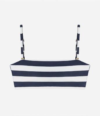 Biquíni Top Camisetinha com Estampa de Listras e Detalhes Metalizados