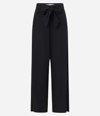 Calça Pantalona em Viscose e Linho com Laço na Cintura e Recortes