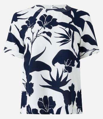 Blusa com Efeito Airflow e Folhagens Estampadas