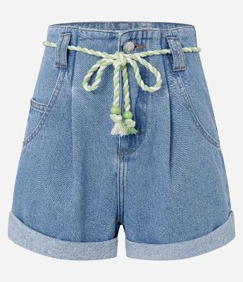 Short Baggy em Jeans com Cinto de Cordão
